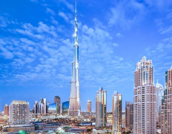 Dubai City Tour from Abu Dhabi: Visit Burj Khalifa